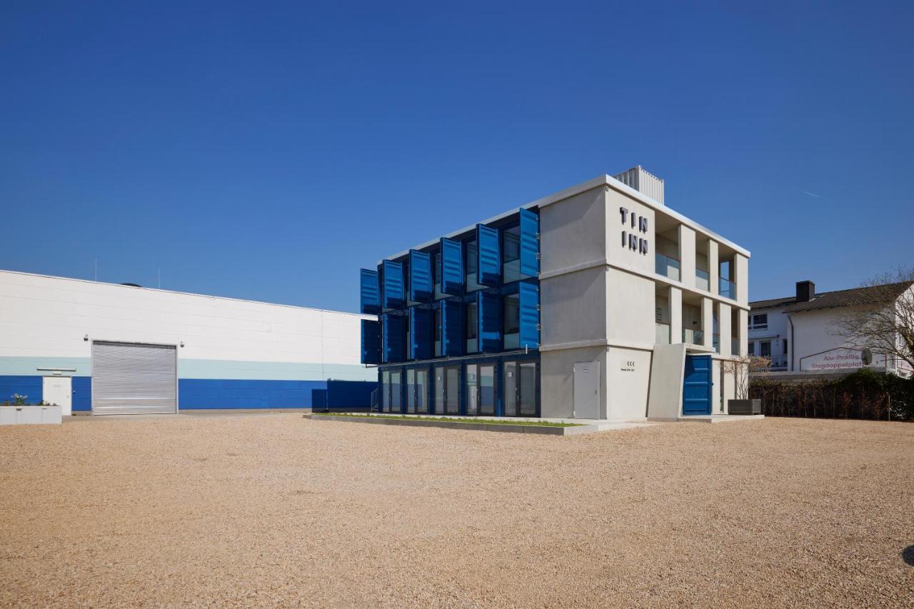 Tin Inn - Erkelenz - Das Hotel Aus Hochwertig Ausgebauten Ueberseecontainern Bagian luar foto